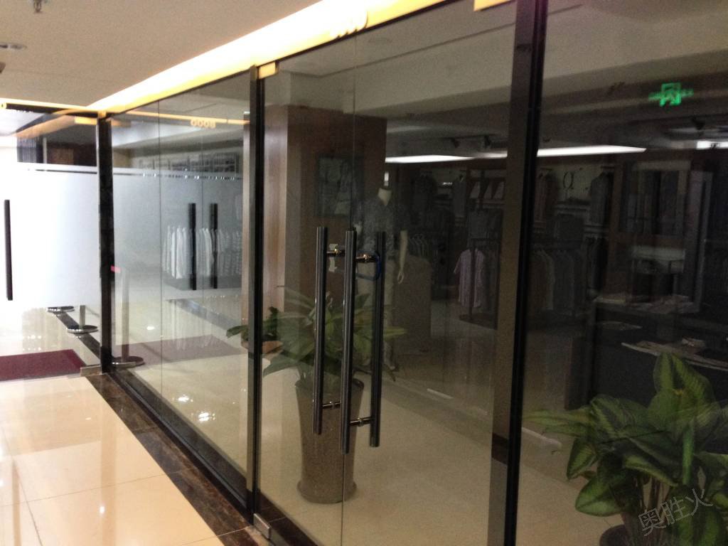 成都玻璃門價(jià)格多少錢 成都玻璃門價(jià)格多少錢