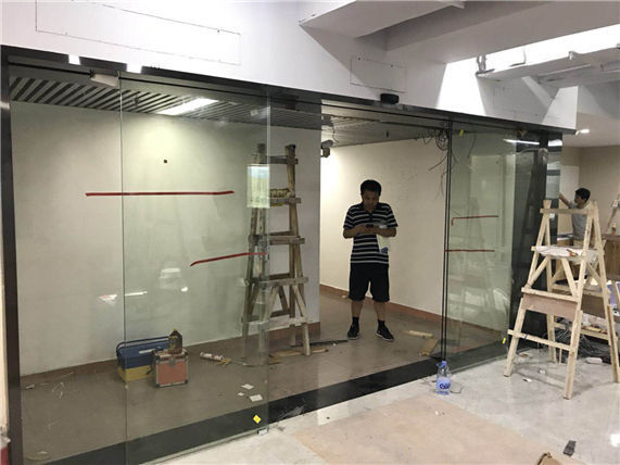 如何確定自動門正常運轉